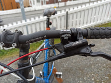 Load image into Gallery viewer, Trek 4900

